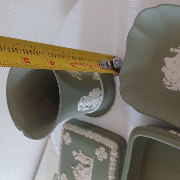 Wedgewood  trinket box decorative piece decorations - Picture 7 of 9